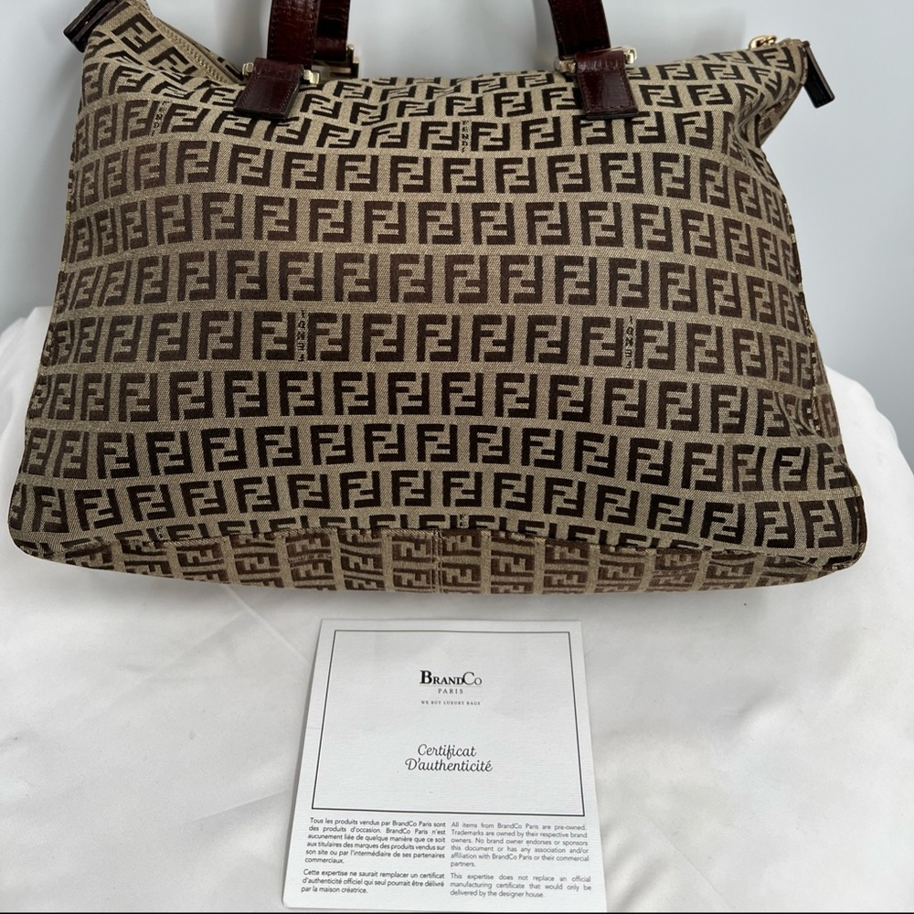 Authentic Fendi Zucchino Monogram FF Logo Brown Canvas Medium Zip Tote Bag